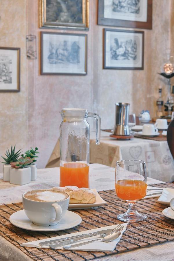 B&B da Miriam Castelnuovo del Garda Bagian luar foto